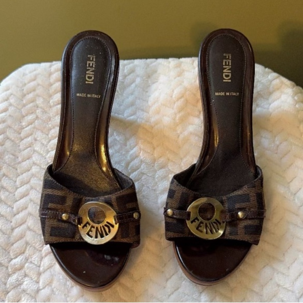 Fendi Canvas Printed Heel